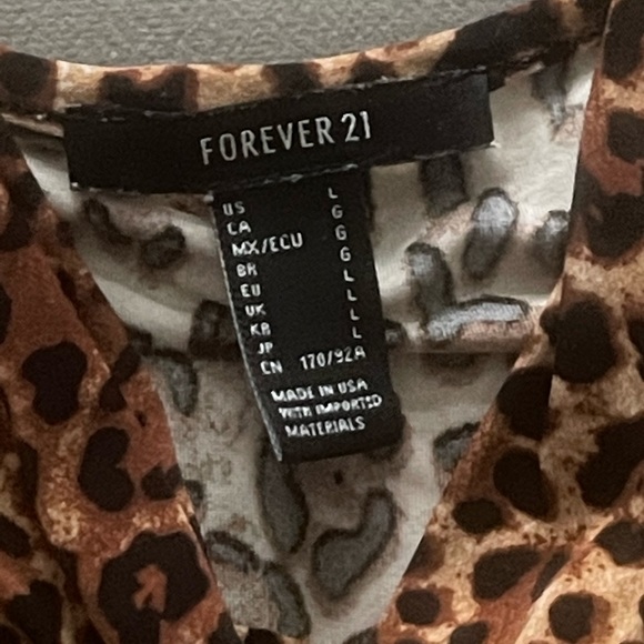 Top - Picture 2 of 3